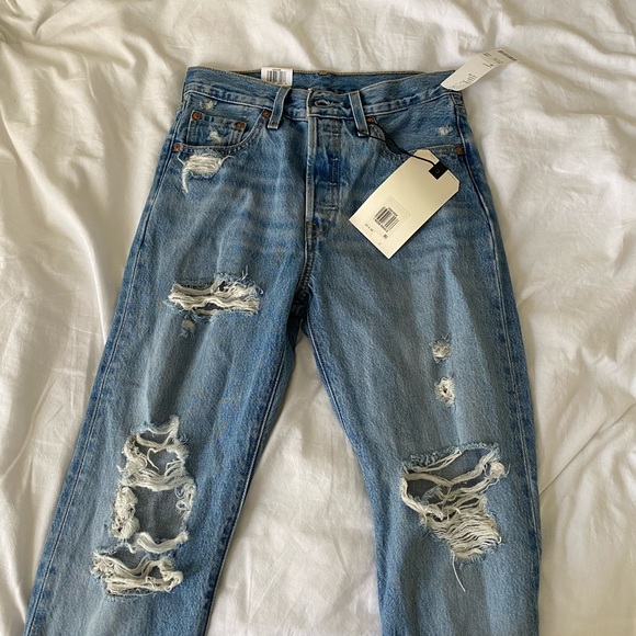 LEVI JEANS - Picture 3 of 7